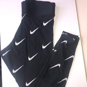 Nike black leggings